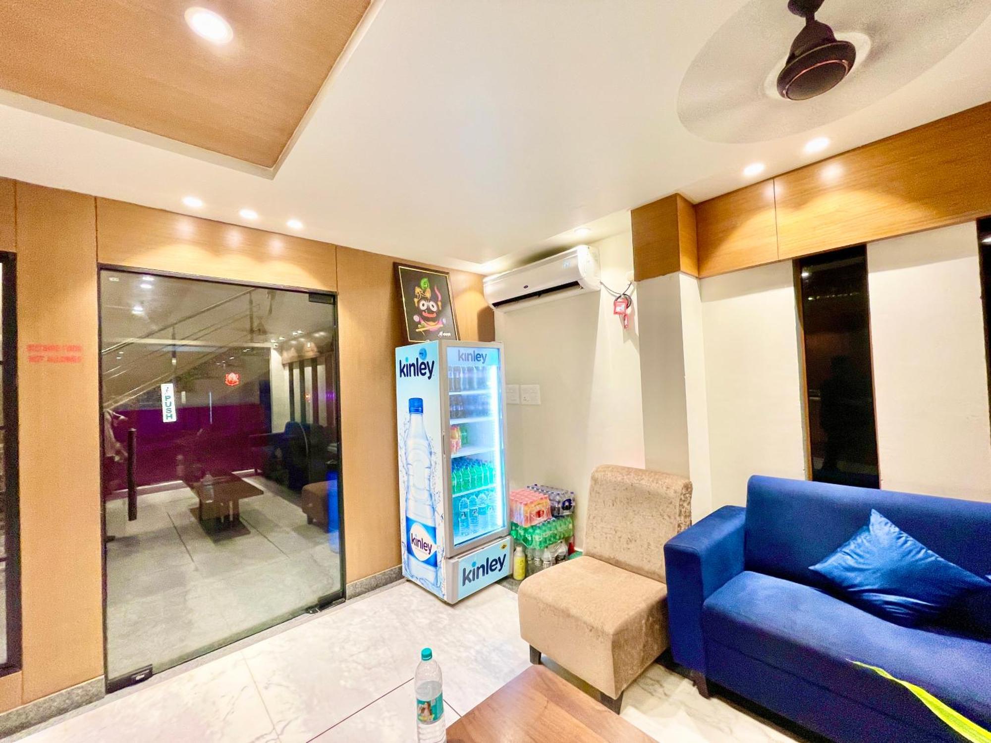 Hotel Rb International ! Puri Near-Sea-Beach-And-Temple Fully-Air-Conditioned-Hotel With-Lift-And-Card Payment Accepted-Parking-Facility, Best Hotel In Puri Kültér fotó