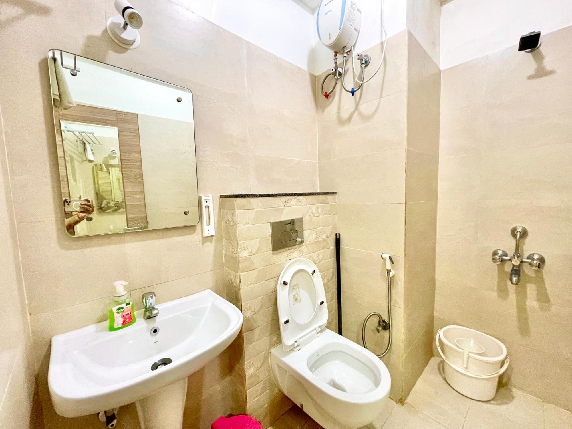 Hotel Rb International ! Puri Near-Sea-Beach-And-Temple Fully-Air-Conditioned-Hotel With-Lift-And-Card Payment Accepted-Parking-Facility, Best Hotel In Puri Kültér fotó