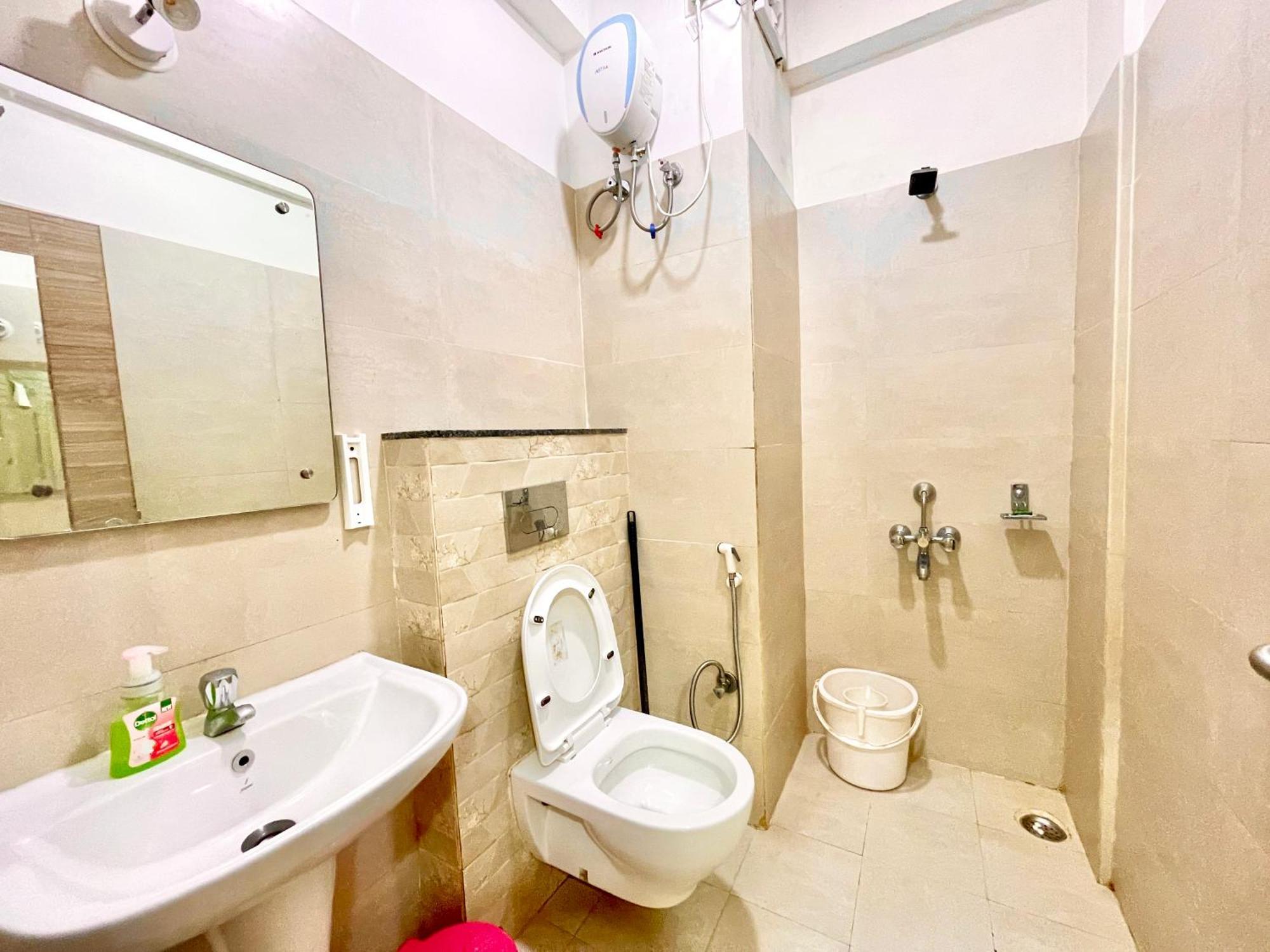 Hotel Rb International ! Puri Near-Sea-Beach-And-Temple Fully-Air-Conditioned-Hotel With-Lift-And-Card Payment Accepted-Parking-Facility, Best Hotel In Puri Kültér fotó